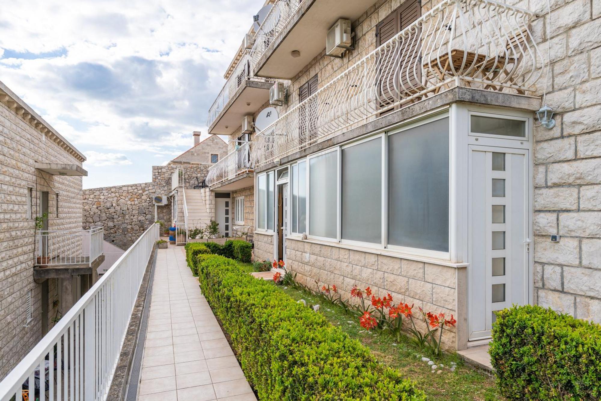 Apartment Srecko Дубровник Екстер'єр фото